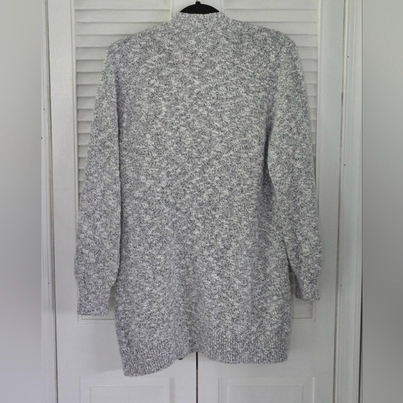 L.L. Bean Women's Heather Gray Cardigan - Picture 5 of 5